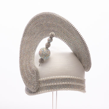 White Rhinestone Spiral Crown Statement Hat With Embellished Base
