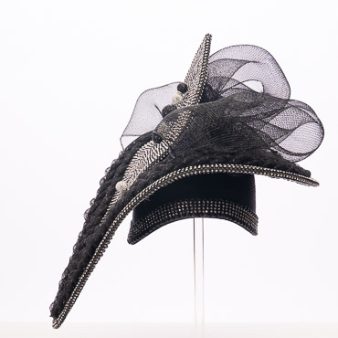 Black Elegant Sculptural Sinamay Fascinator With Braided Leaf Accent