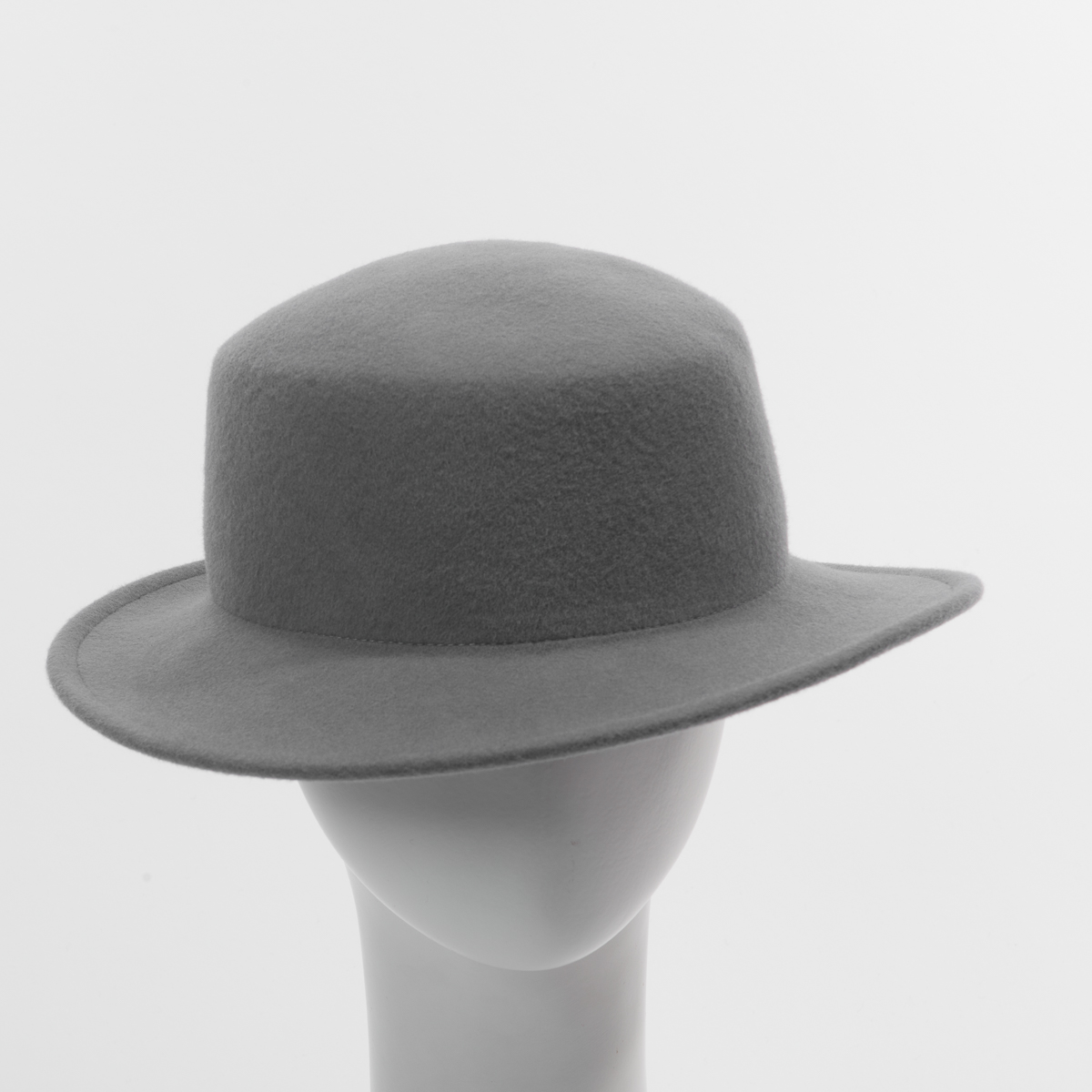 NWT- Wyeth Felt Light Grey Boater Hat Natural Straw Boater Sun Hat for Women - Sage in Natural main image 4