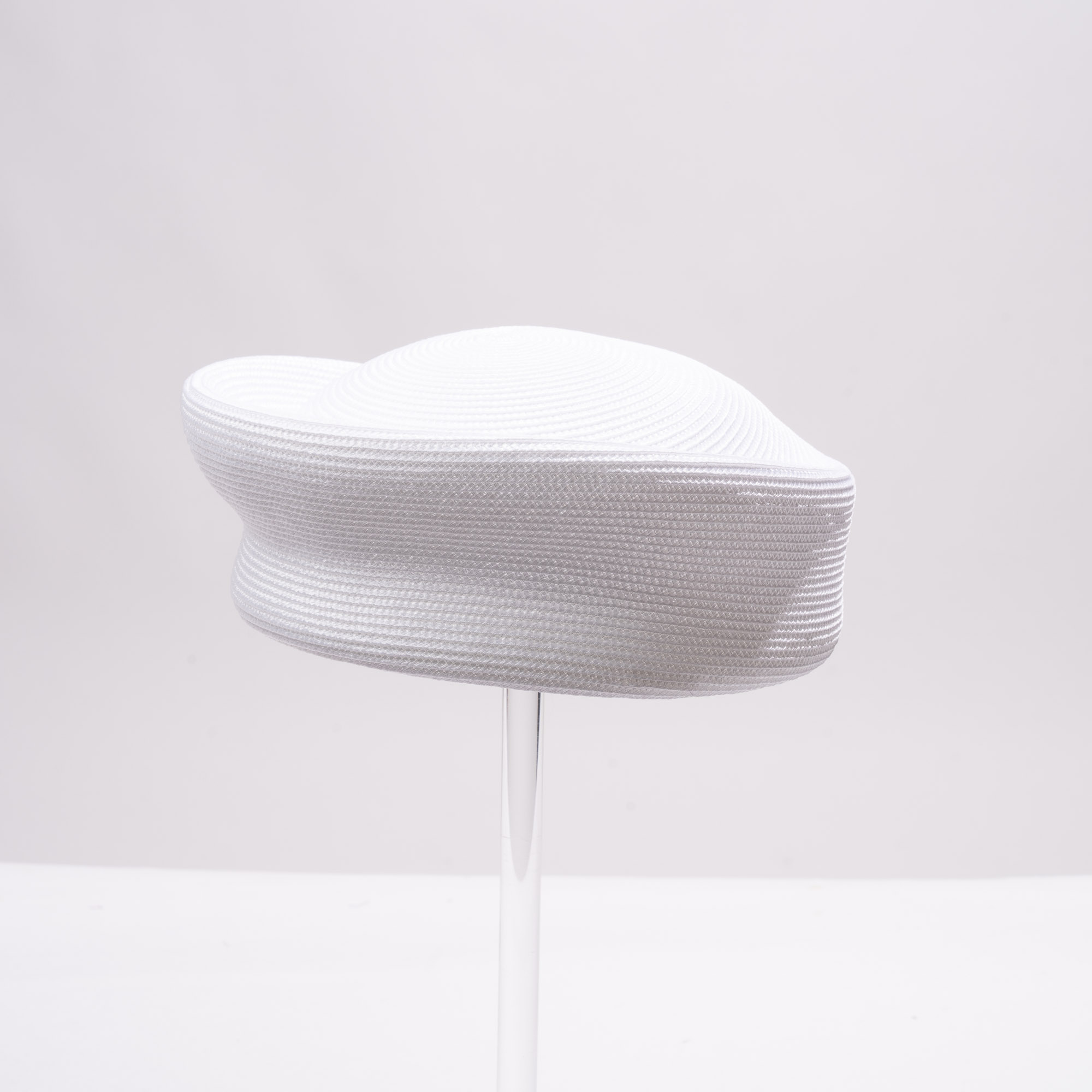 White Peak Style Matt Pp Pillbox Hat | SUN YORKOS